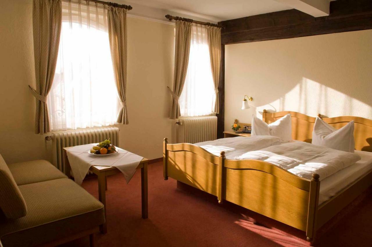 Hotel Goldener Hirsch Burgthann Exteriér fotografie